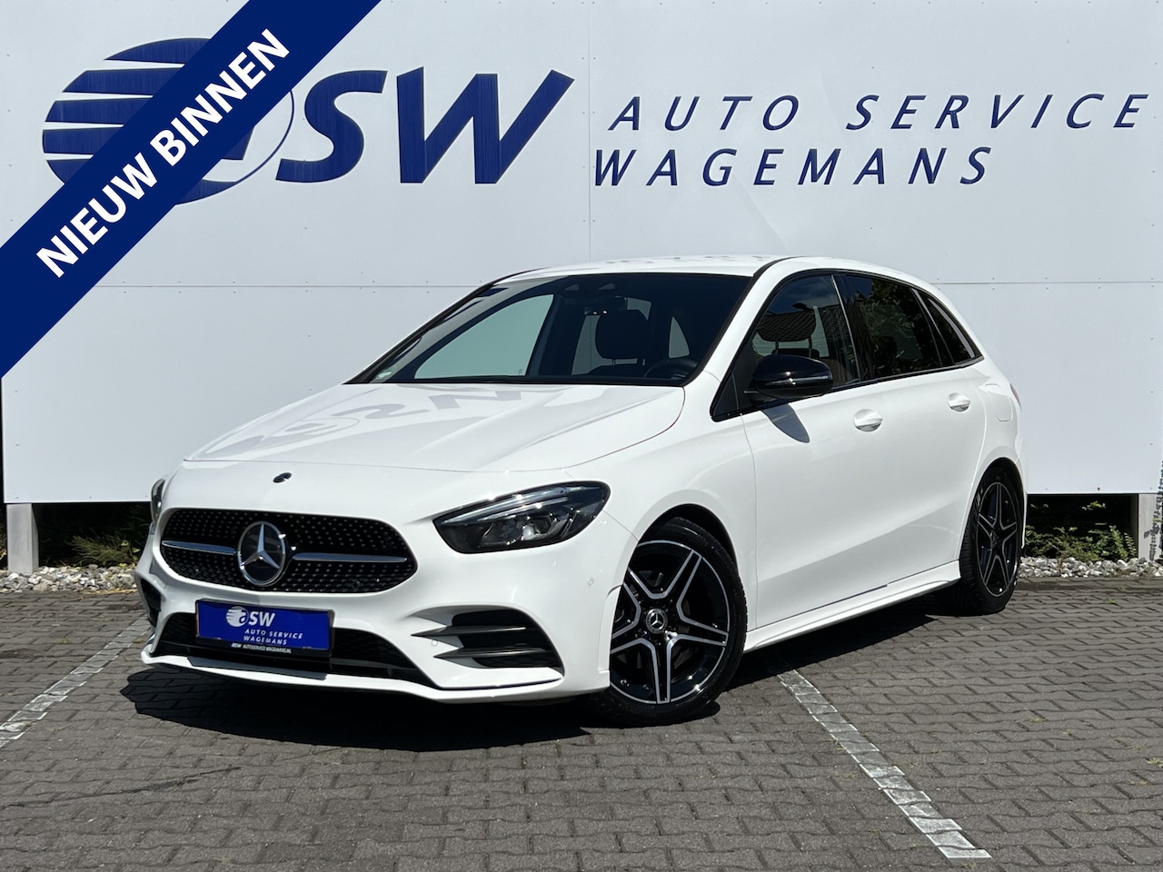 Mercedes-Benz B-klasse - 200 Business Solution AMG | Camera | Sfeerverlichting | Dodehoek | MBUX - AutoWereld.nl