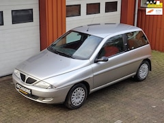 Lancia Y(psilon) - Ypsilon 1.2 elefantino blu