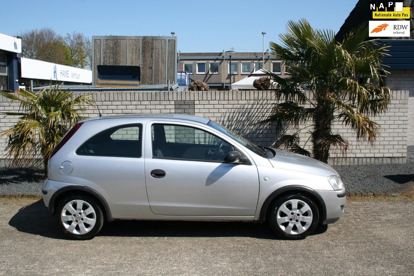 Opel Corsa - 1.0-12V Essentia 1.0-12V Essentia