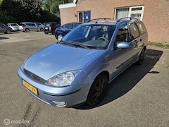 Ford Focus Wagon - 1.6-16V Ghia