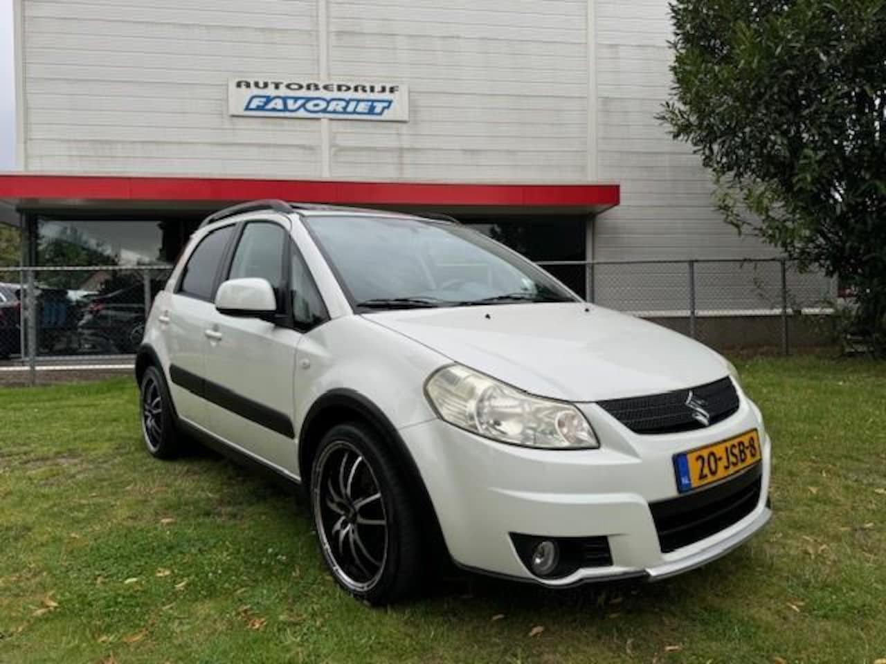 Suzuki SX4 - 1.6/SHOGUN/AIRCO/LMV/NIEUWE APK - AutoWereld.nl