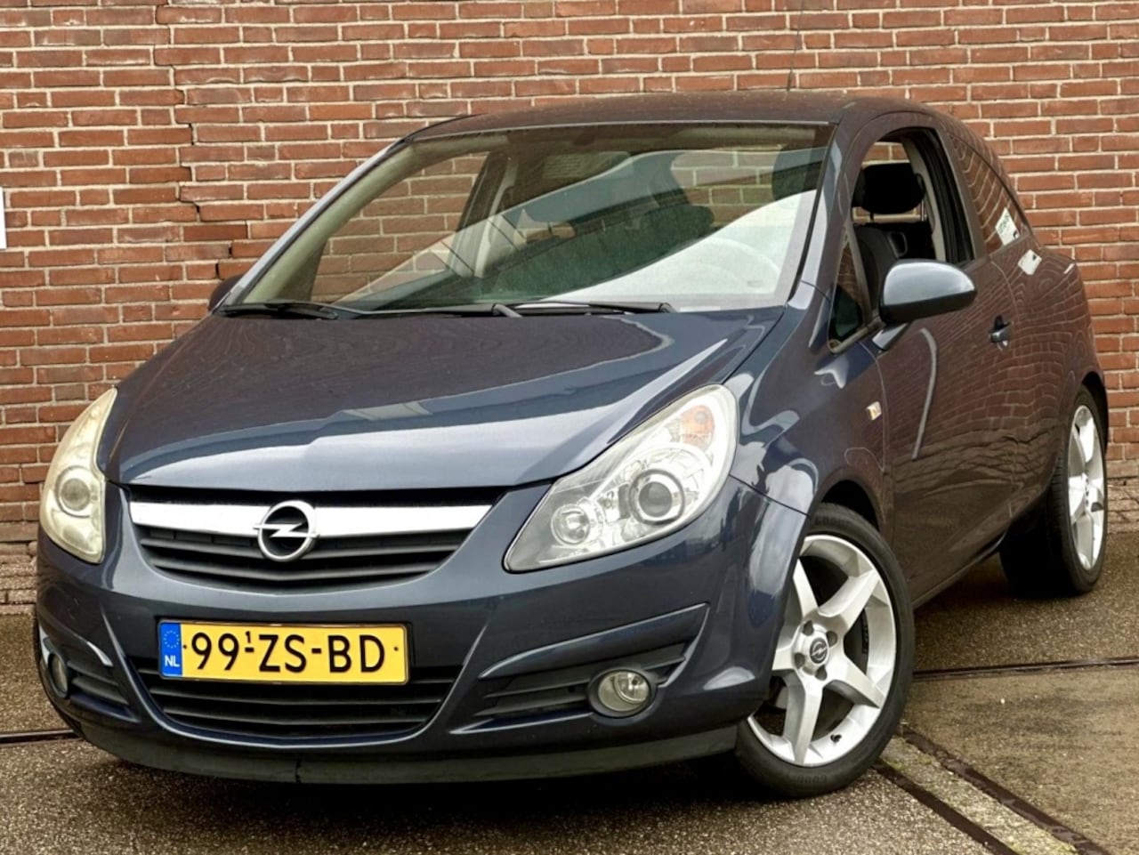 Opel Corsa - 1.4-16V Sport 1.4-16V Sport - AutoWereld.nl