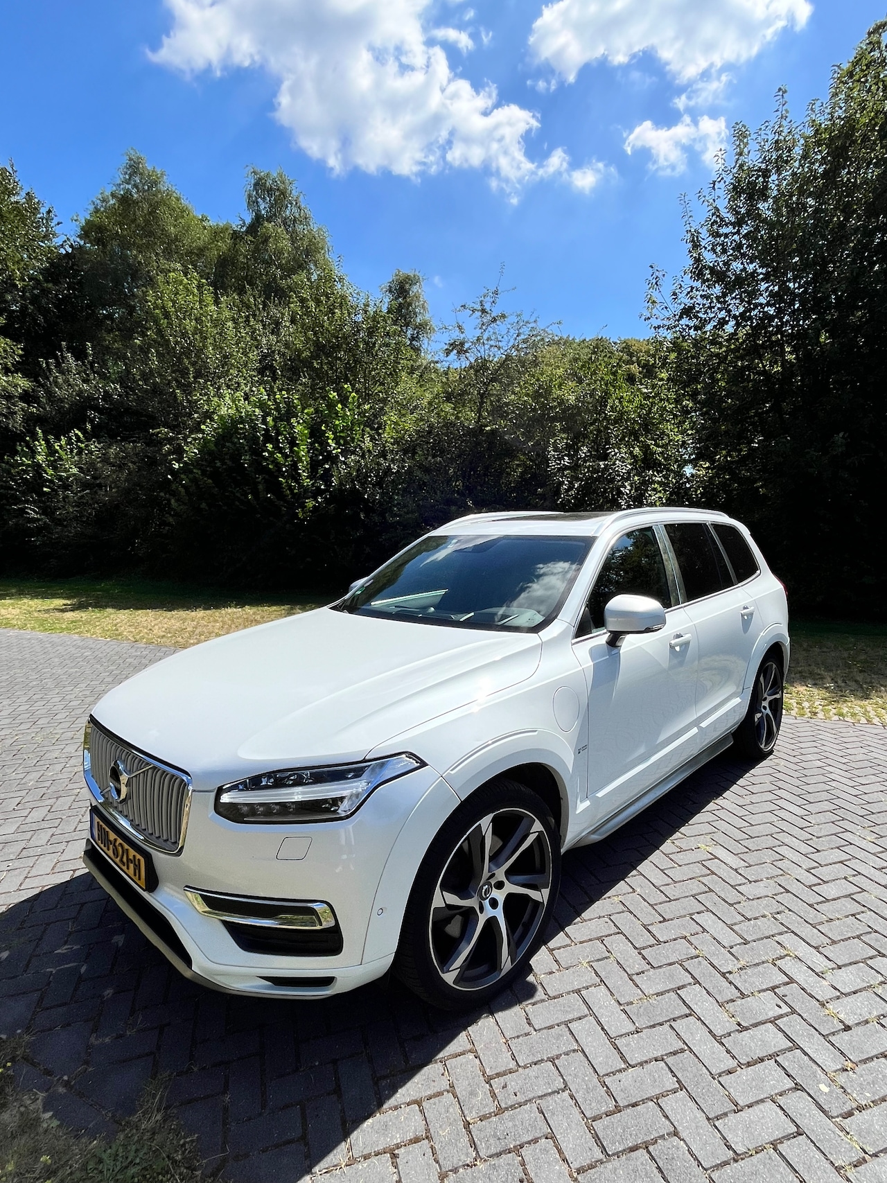 Volvo XC90 - 2.0 T8 Twin Engine AWD Inscription Polestar getuned - Luchtvering - Bodypakket - Vol opties - AutoWereld.nl