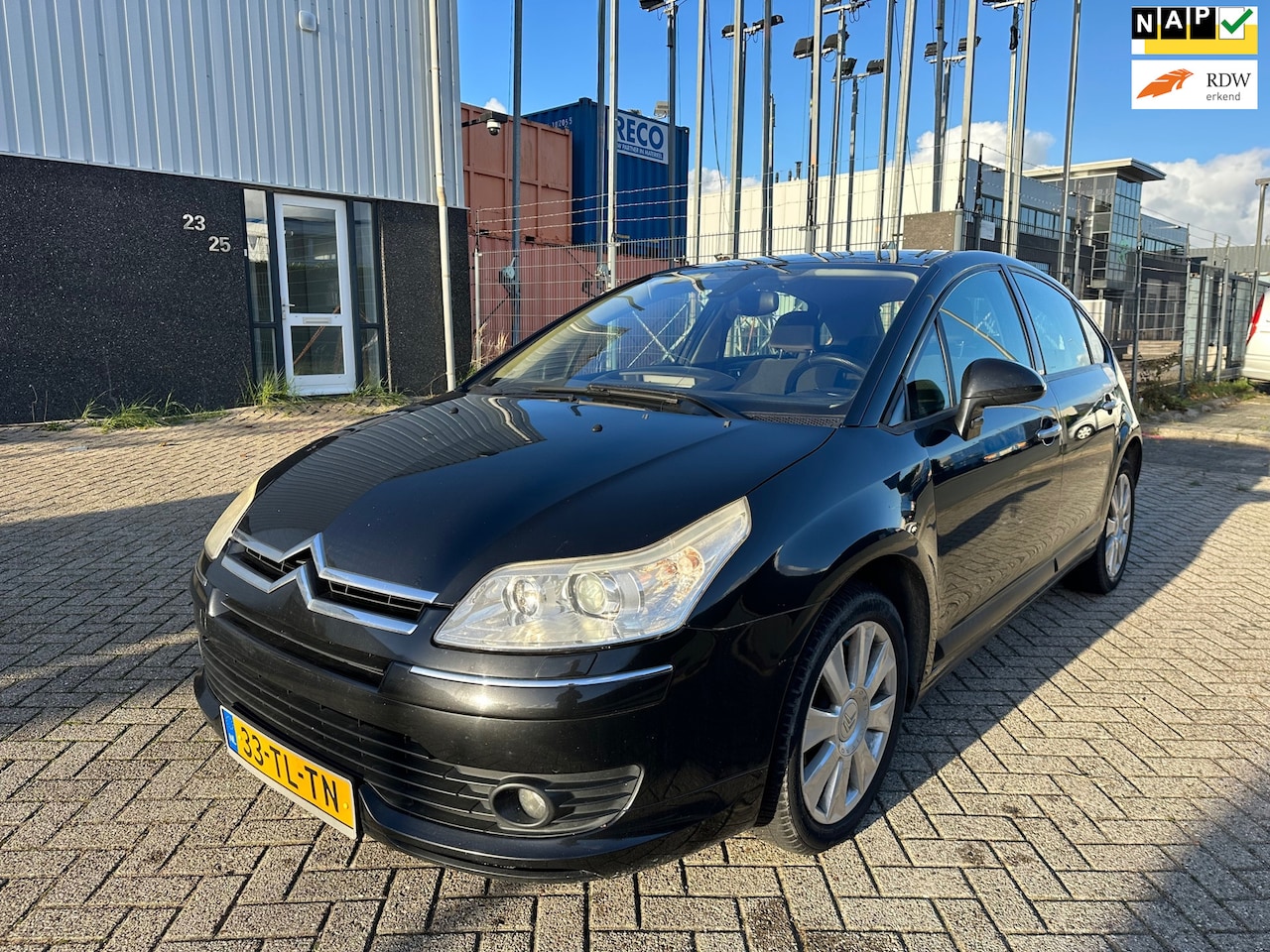 Citroën C4 - 1.6-16V Exclusive CLIMA XENON 2006 - AutoWereld.nl