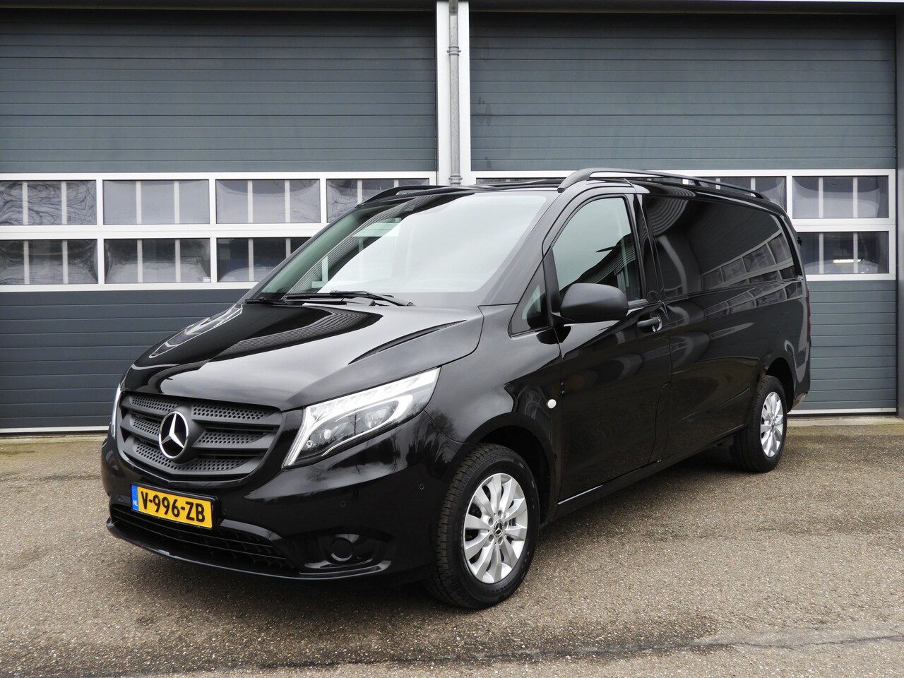 Mercedes-Benz Vito - 114 CDI Lang AUT | LED | NAV | CAMERA | NL-AUTO - AutoWereld.nl