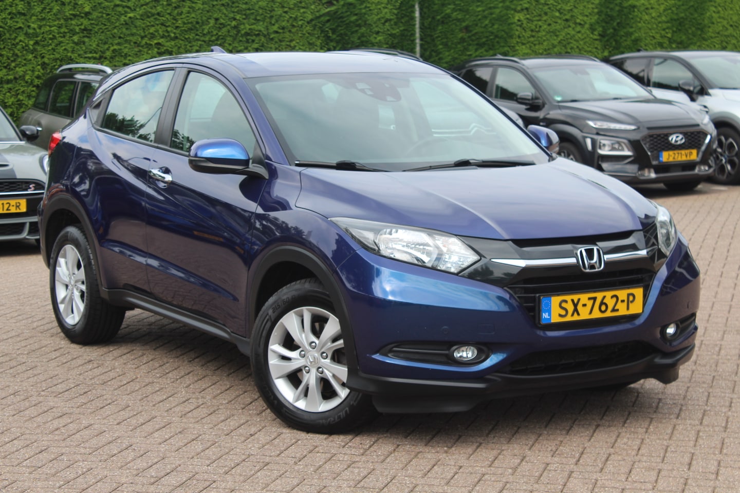 Honda HR-V - 1.5 i-VTEC Elegance / Navigatie / Parkeerhulp V+A / Stoelverwarming / Cruise Control - AutoWereld.nl