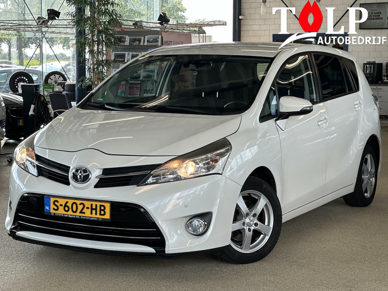 Toyota Verso - 1.8 VVT-i CRUISE,AUTM,STOELV!!! - AutoWereld.nl