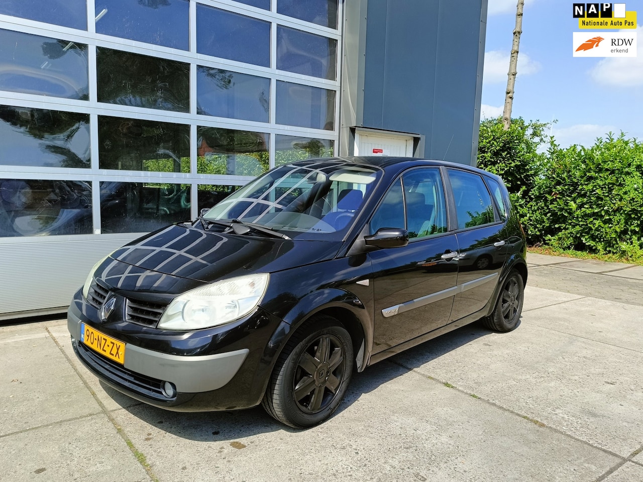 Renault Scénic - 1.6-16V Privilège Comfort 1.6-16V Privilège Comfort - AutoWereld.nl