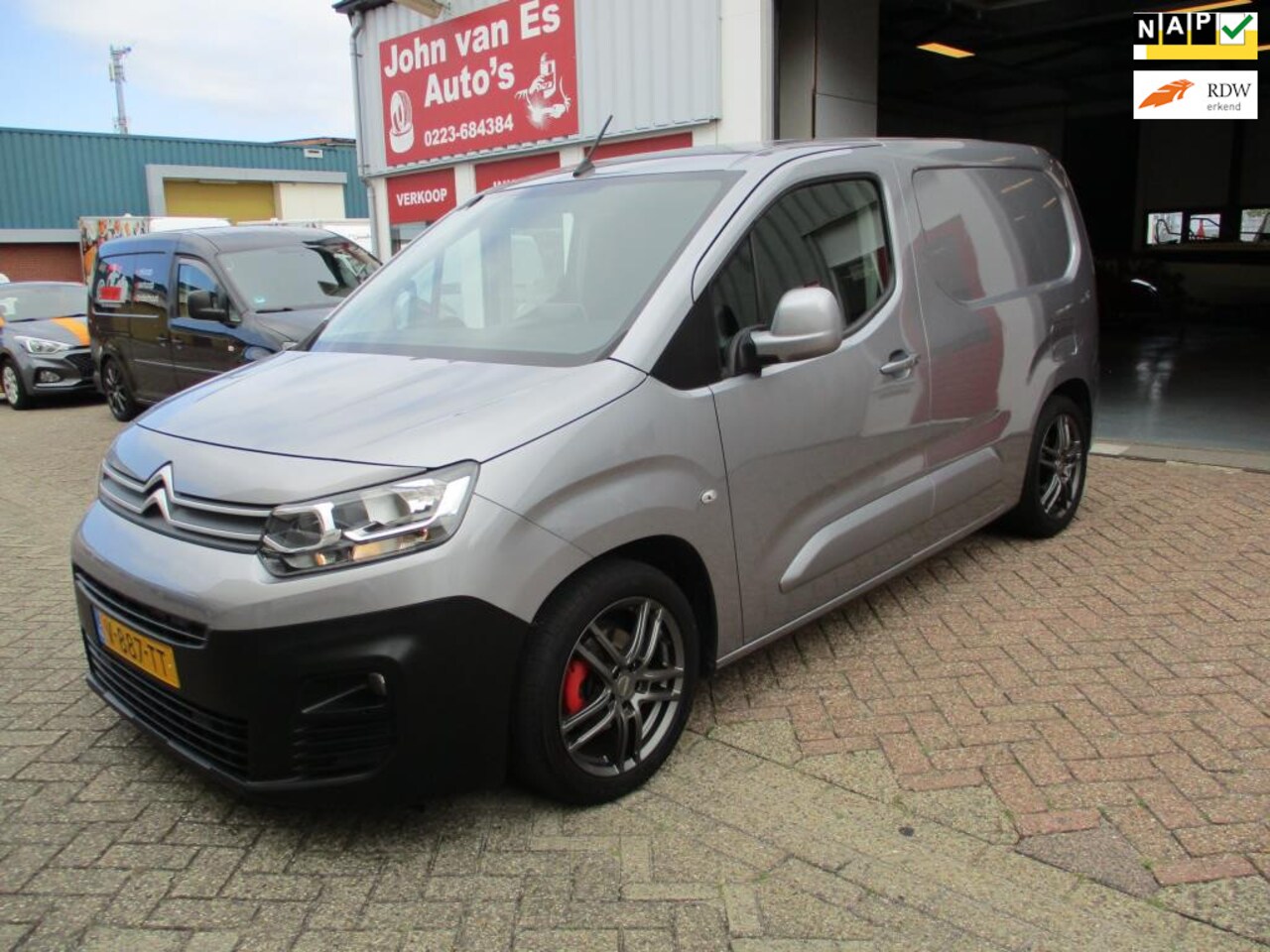 Citroën Berlingo - 1.6 BlueHDI Club 1.6 BlueHDI Club - AutoWereld.nl