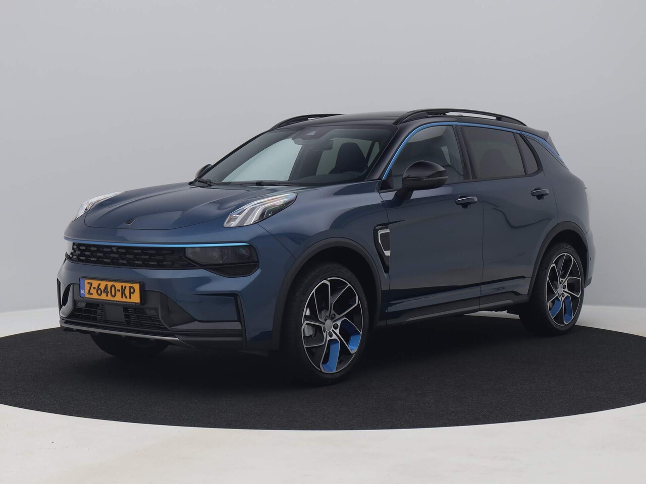 Lynk & Co 01 - 80 X NIEUW OP VOORRAAD | 1.5 Plug-in Hybrid - AutoWereld.nl