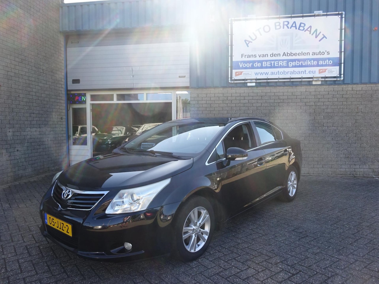 Toyota Avensis - 1.6 VVT-i Dynamic 1.6 VVTi Dynamic - AutoWereld.nl