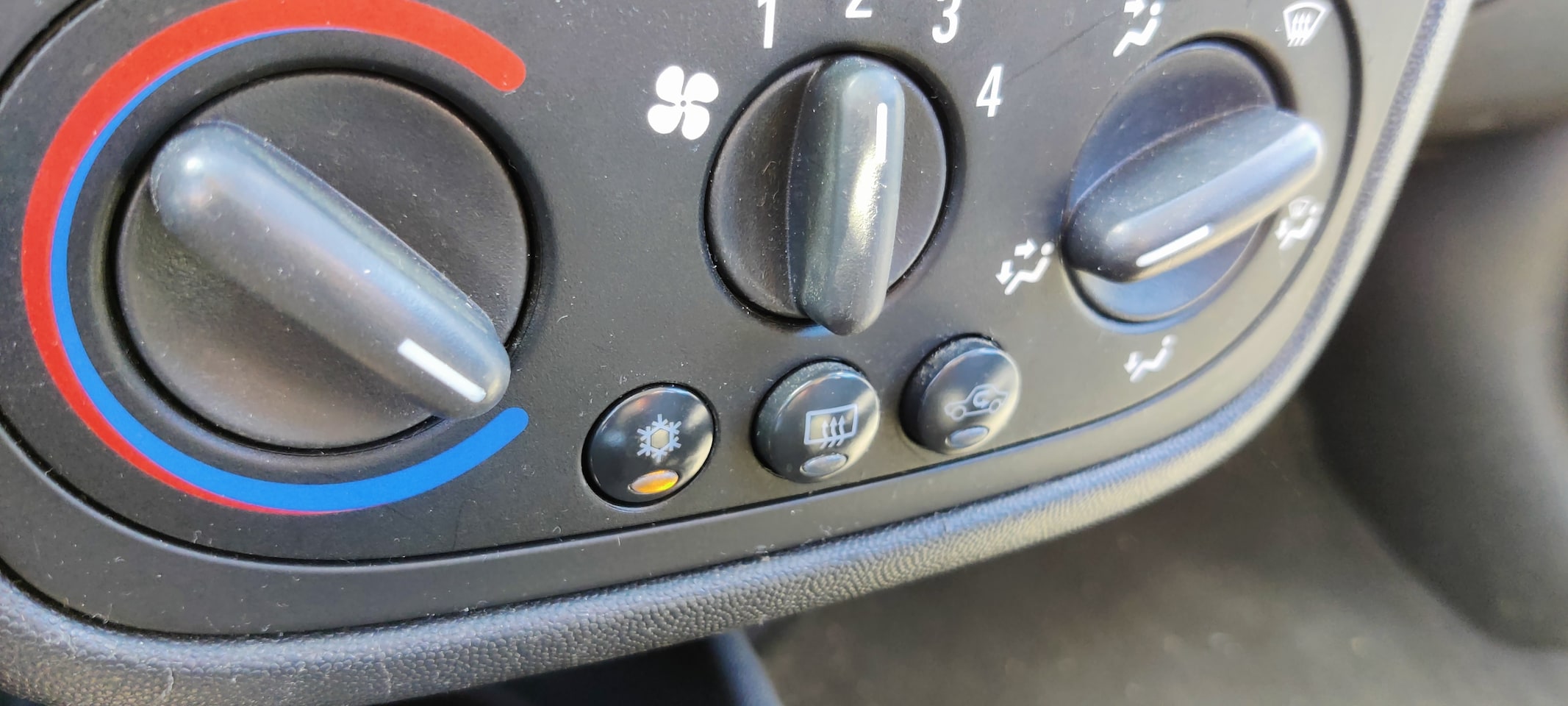 Opel Tour - 1.3 CDTI Enjoy 2 schuifdeuren, trekhaak, airco.