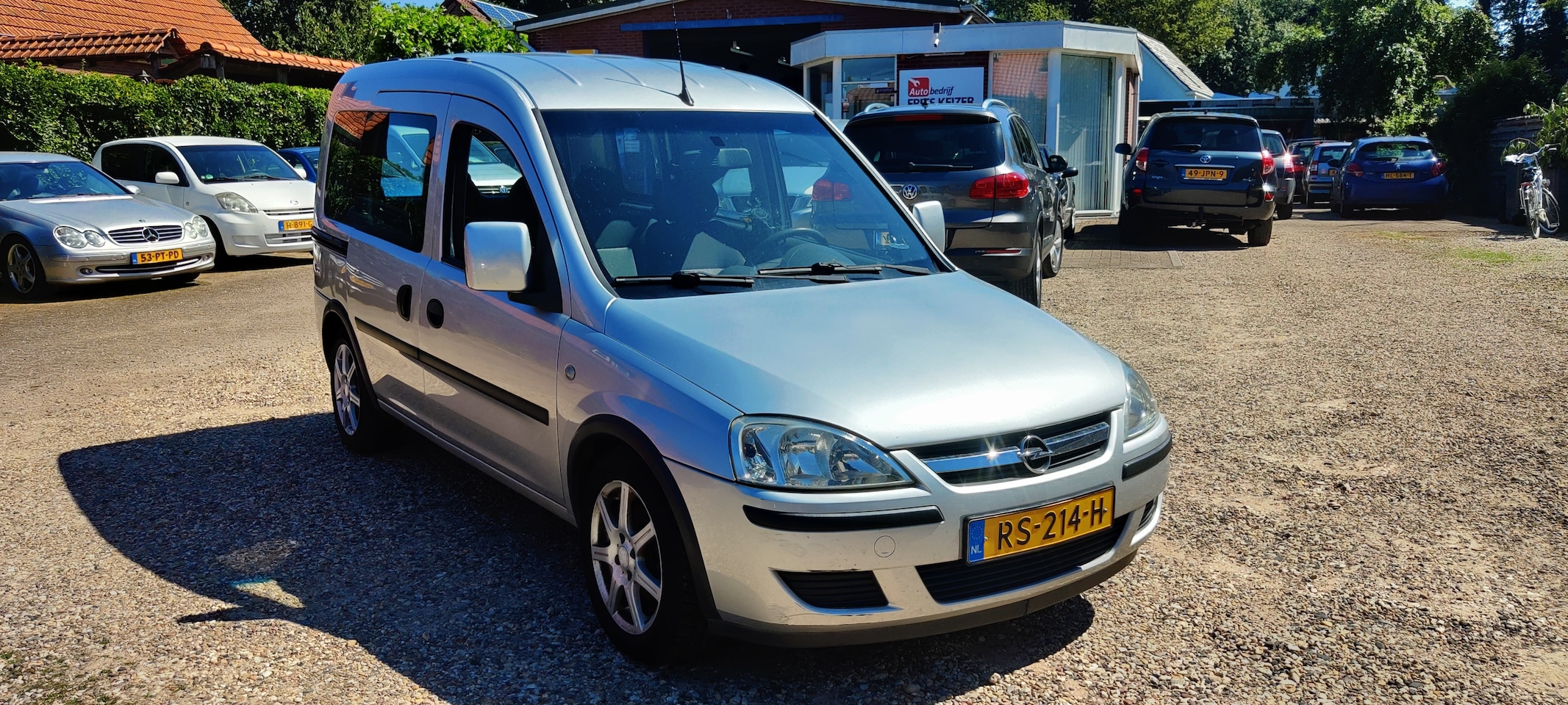 Opel Tour - 1.3 CDTI Enjoy 2 schuifdeuren, trekhaak, airco.
