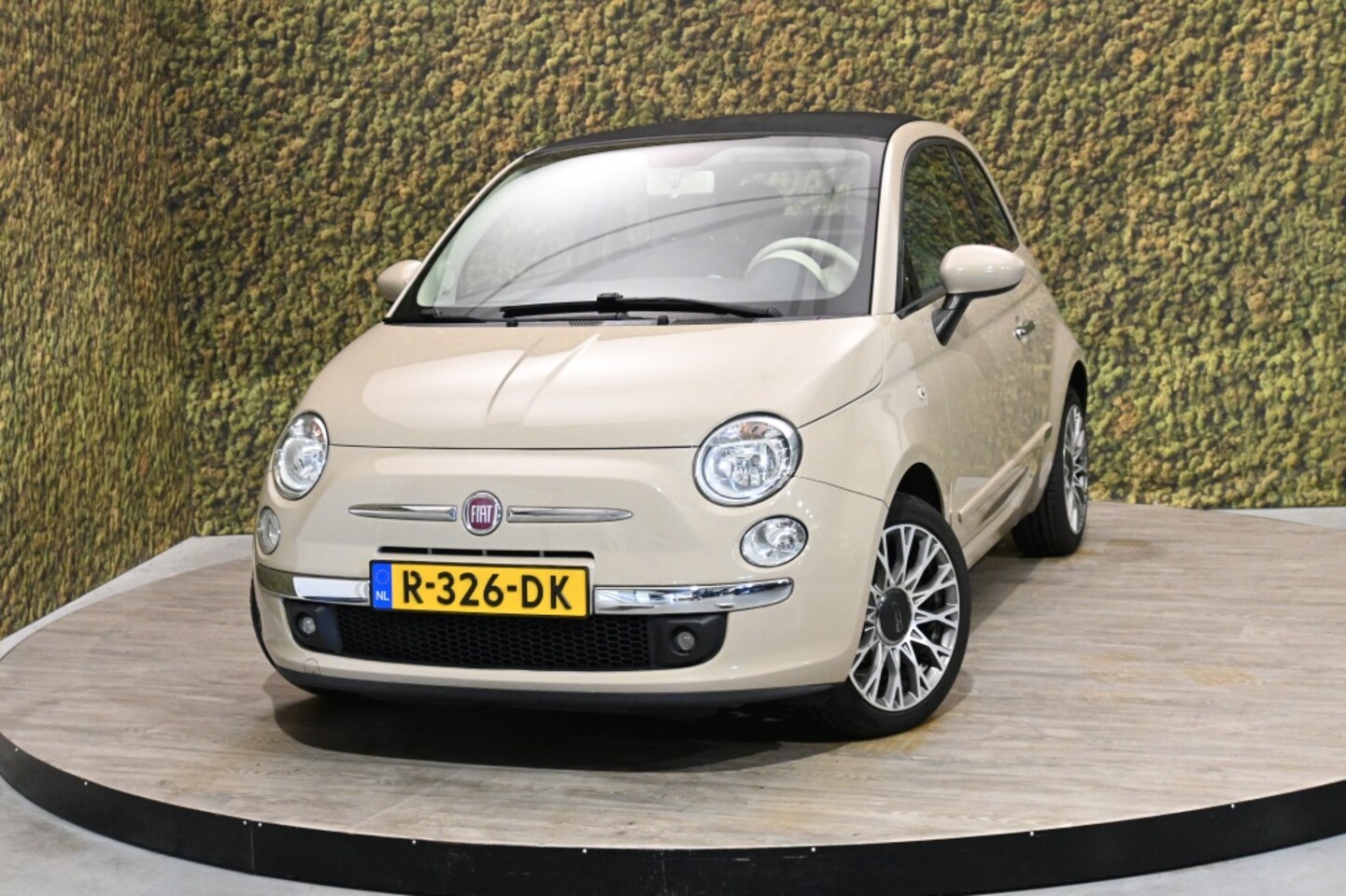 Fiat 500 C - 1.2 Lounge | Cabrio | Cappuccino - AutoWereld.nl