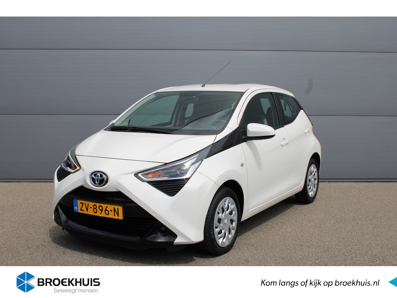 Toyota Aygo - 1.0 X-Play Limited | AIRCO | CAMERA | CARPLAY | - AutoWereld.nl