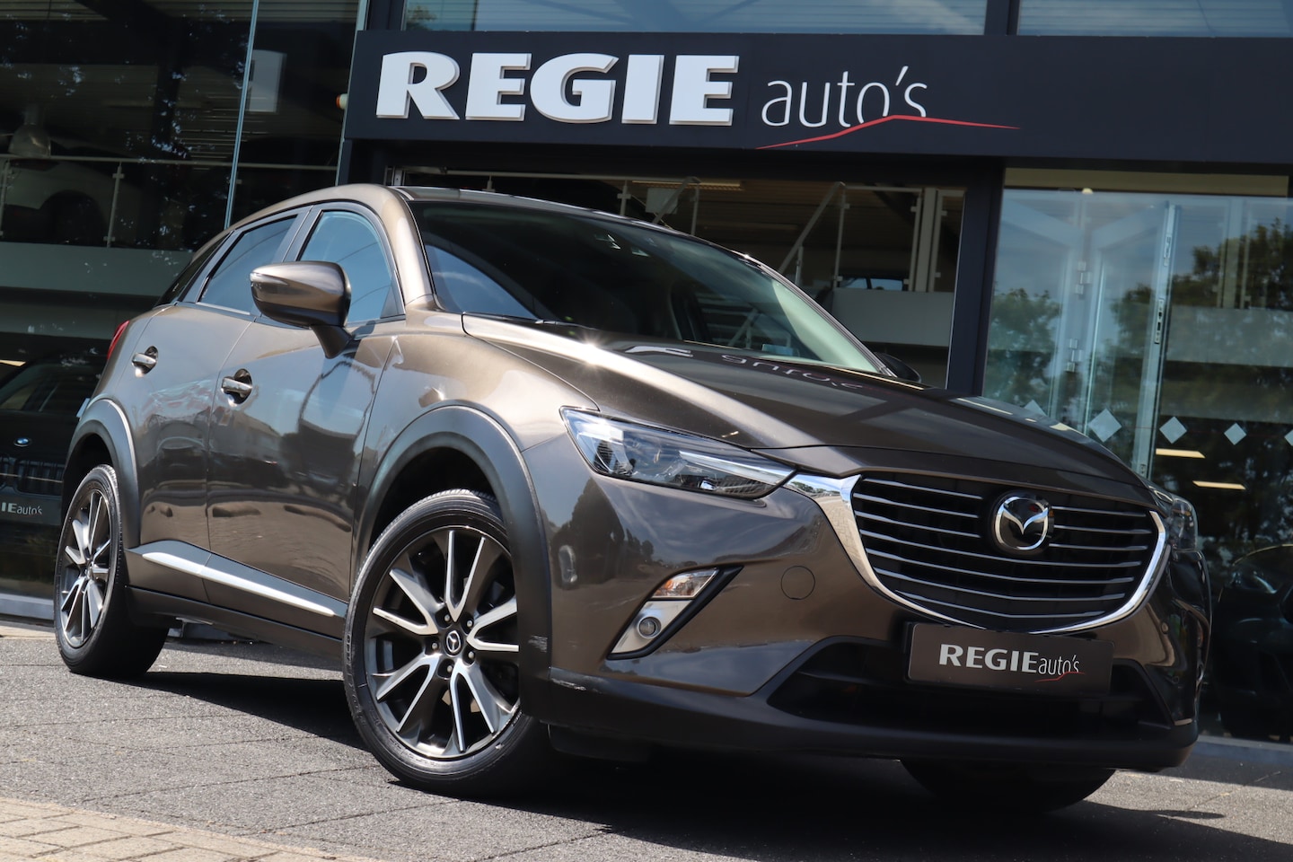 Mazda CX-3 - 2.0 SkyActiv-G 150 GT-M 4WD Navi HuD ACC Camera - AutoWereld.nl