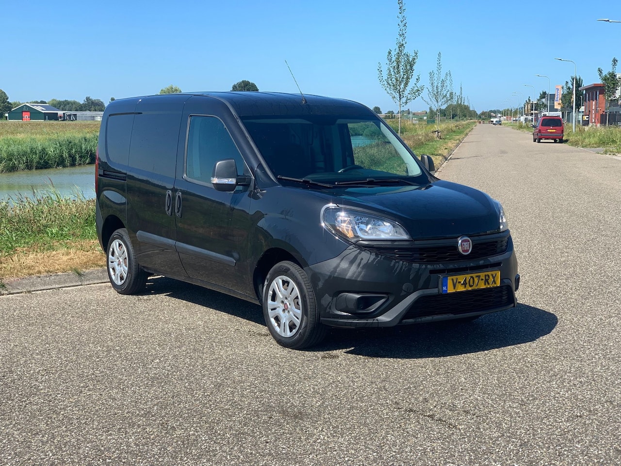 Fiat Doblò Cargo - 1.3 MJ L1H1 Actual 1.3 MJ L1H1 Actual - AutoWereld.nl