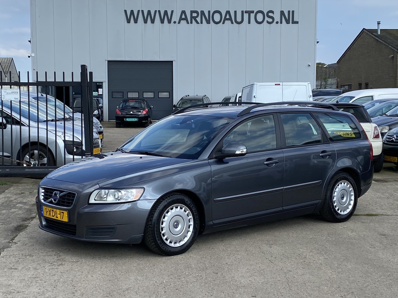 Volvo V50 - 1.6D S/S Summum EXPORT/MEENEEMPRIJS, AIRCO(CLIMA), CRUISE CONTROL, 4X ELEK-RAMEN, GROOT NA - AutoWereld.nl