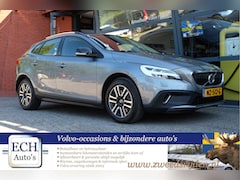 Volvo V40 Cross Country - 2.0 D2 120 pk Nordic+, Navi, Bluetooth, Stoelverwarming