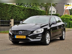 Volvo V60 - 1.6 D2 Momentum | AUTOMAAT | NAVI | CLIMA | CRUISE | TREKHAAK | NAP | ZEER MOOIE DEALER ON