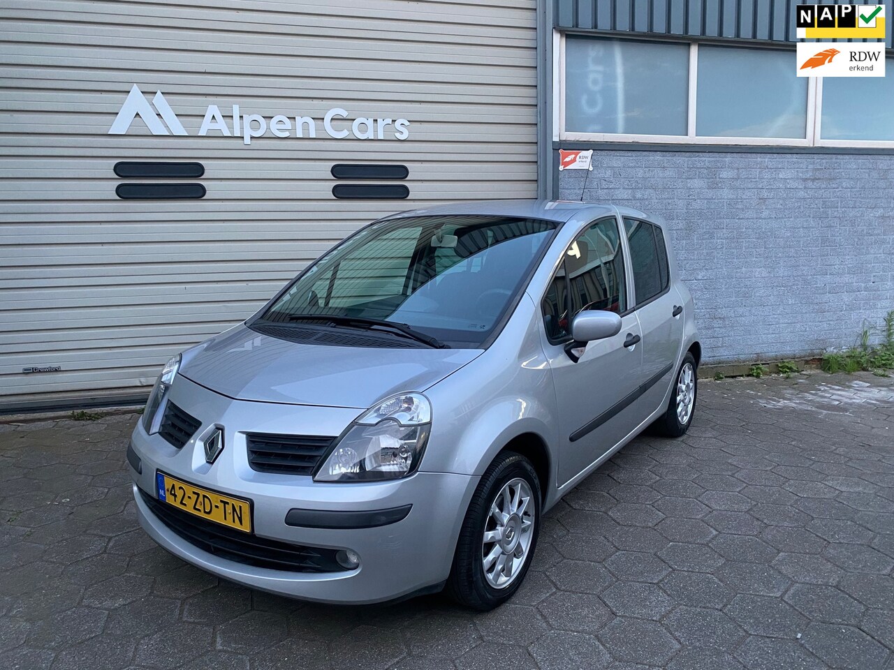 Renault Modus - 1.2 TCE Dynamique Airco / P.sensor / NAP / APK 08-2025 - AutoWereld.nl