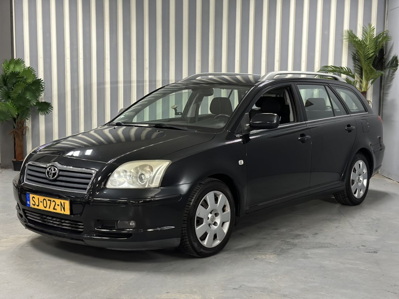 Toyota Avensis - 1.8 VVTi Luna Bns - AutoWereld.nl