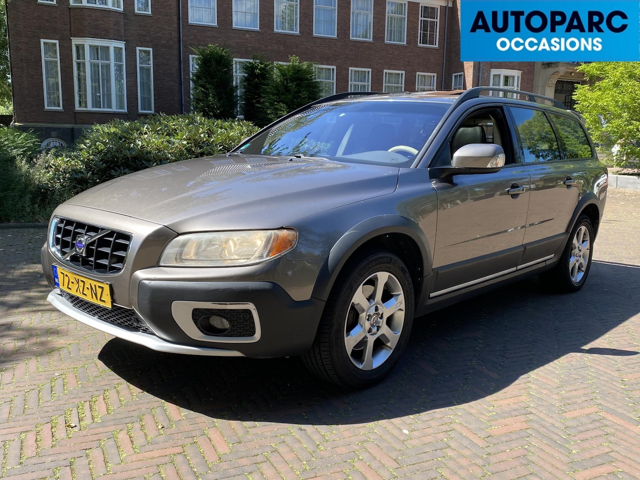 Volvo XC70 - 3.2 Momentum AWD - AutoWereld.nl