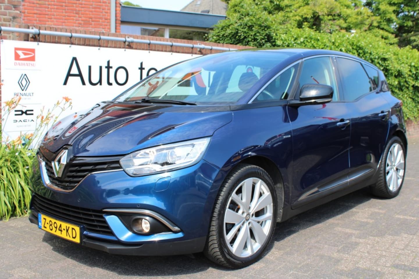 Renault Scénic - TCe 140 pk Limited Automaat camera/stoelverwarming - AutoWereld.nl