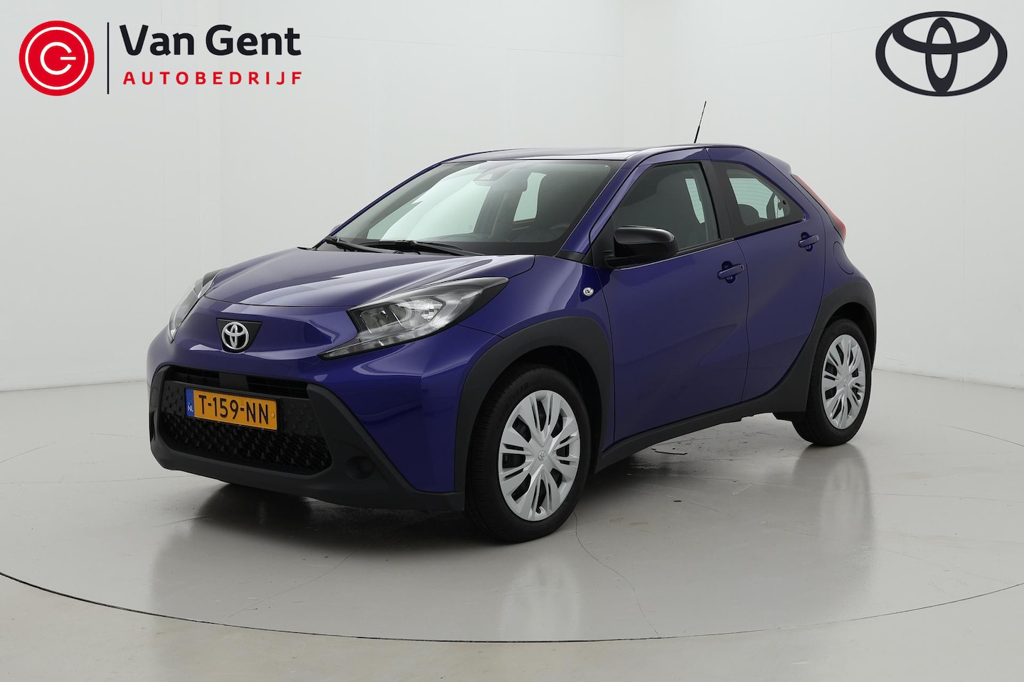 Toyota Aygo X - 1.0 VVT-i MT play Apple\Android 5drs - AutoWereld.nl