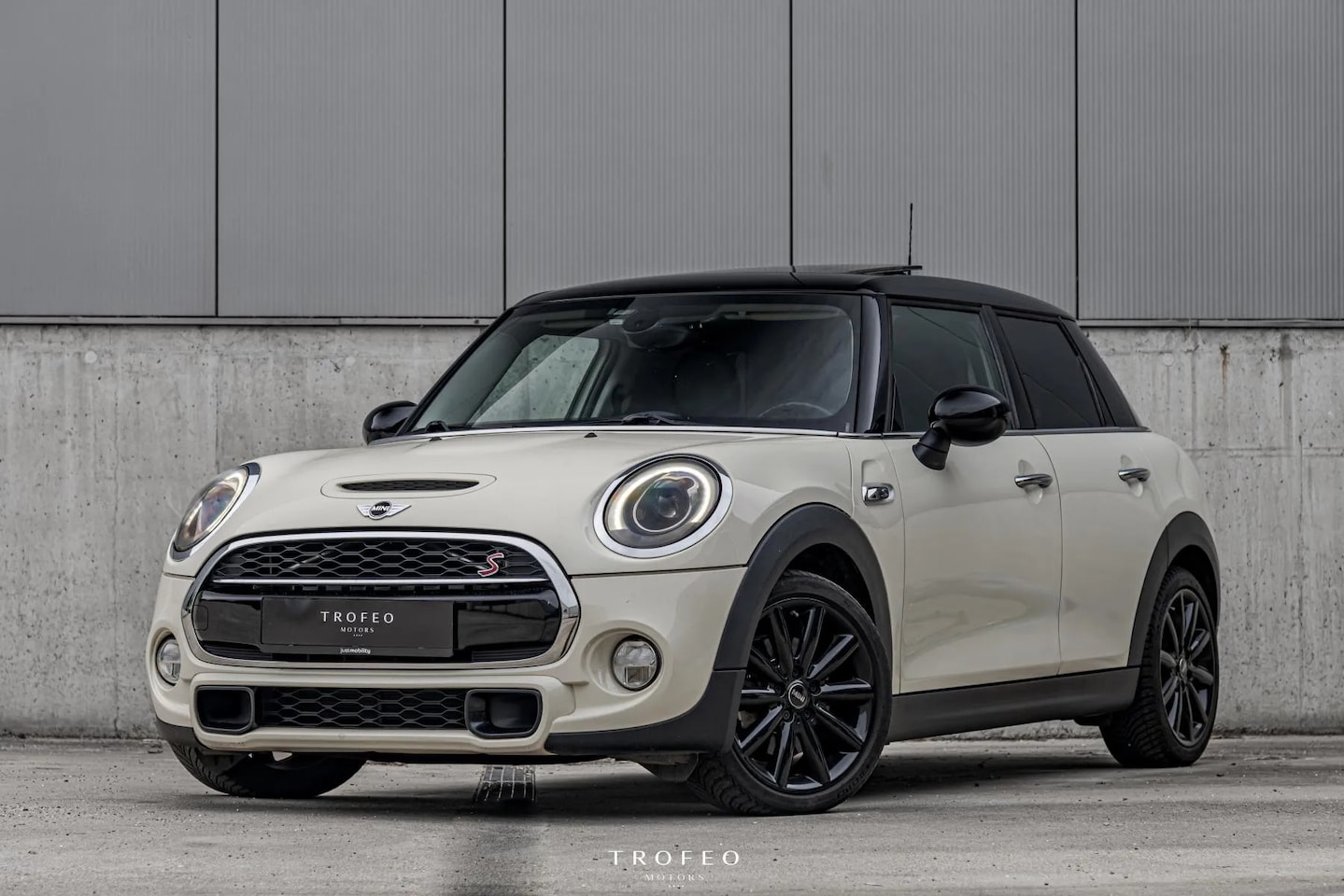 MINI Cooper S - Mini 2.0 (192PK) Led, Pano, Automaat - AutoWereld.nl