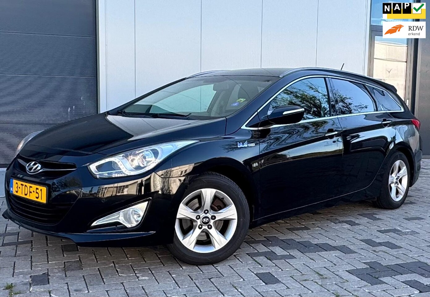 Hyundai i40 Wagon - 1.6 GDI Blue Business Edition 1.6 GDI Blue Business Edition - AutoWereld.nl