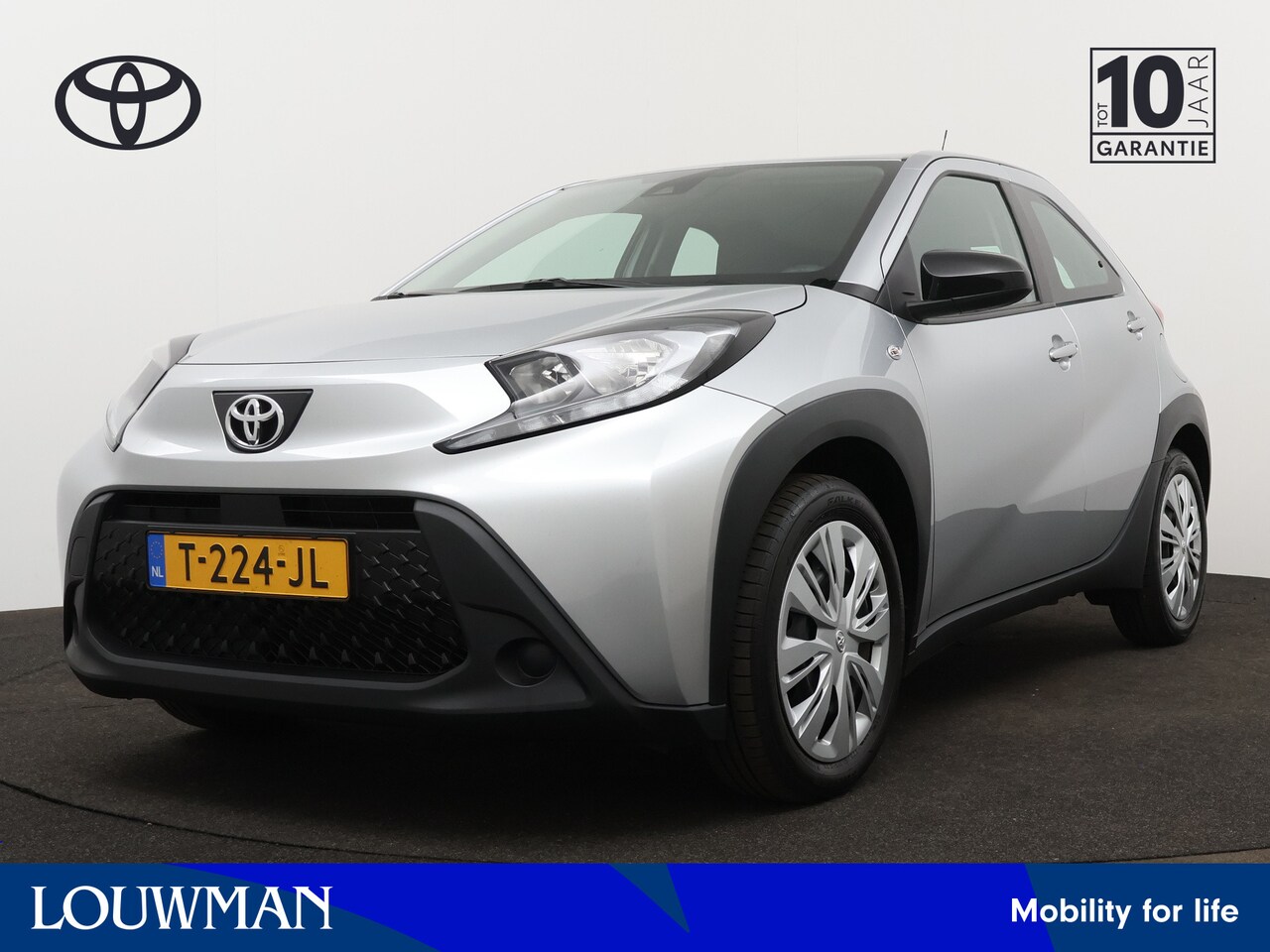 Toyota Aygo X - 1.0 VVT-i MT play 1.0 VVT-i MT play - AutoWereld.nl