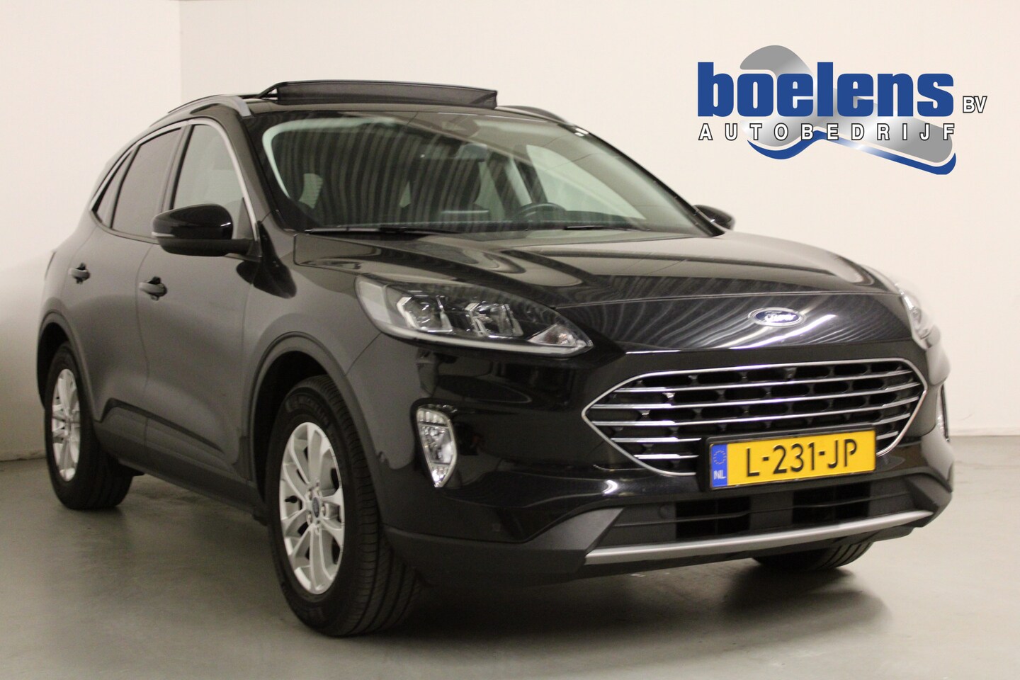 Ford Kuga - 2.5 PHEV Titanium | 1500KG-TREKGEW | 17'LMV | PANO-DAK | CAMERA | LED | DAB | ADAPT-CRUISE - AutoWereld.nl