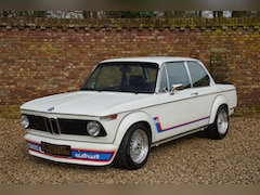 BMW 02-serie - Been in one family possession since new, A comprehensive restored five-speed 2002 Turbo in