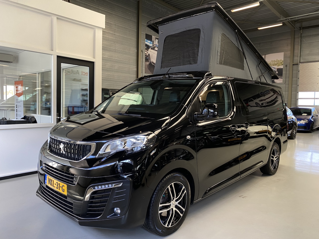 Peugeot Expert - 2.0 BlueHDI 180 Long Premium DC Cruise, Camera, Hefdak, (Camper) - AutoWereld.nl