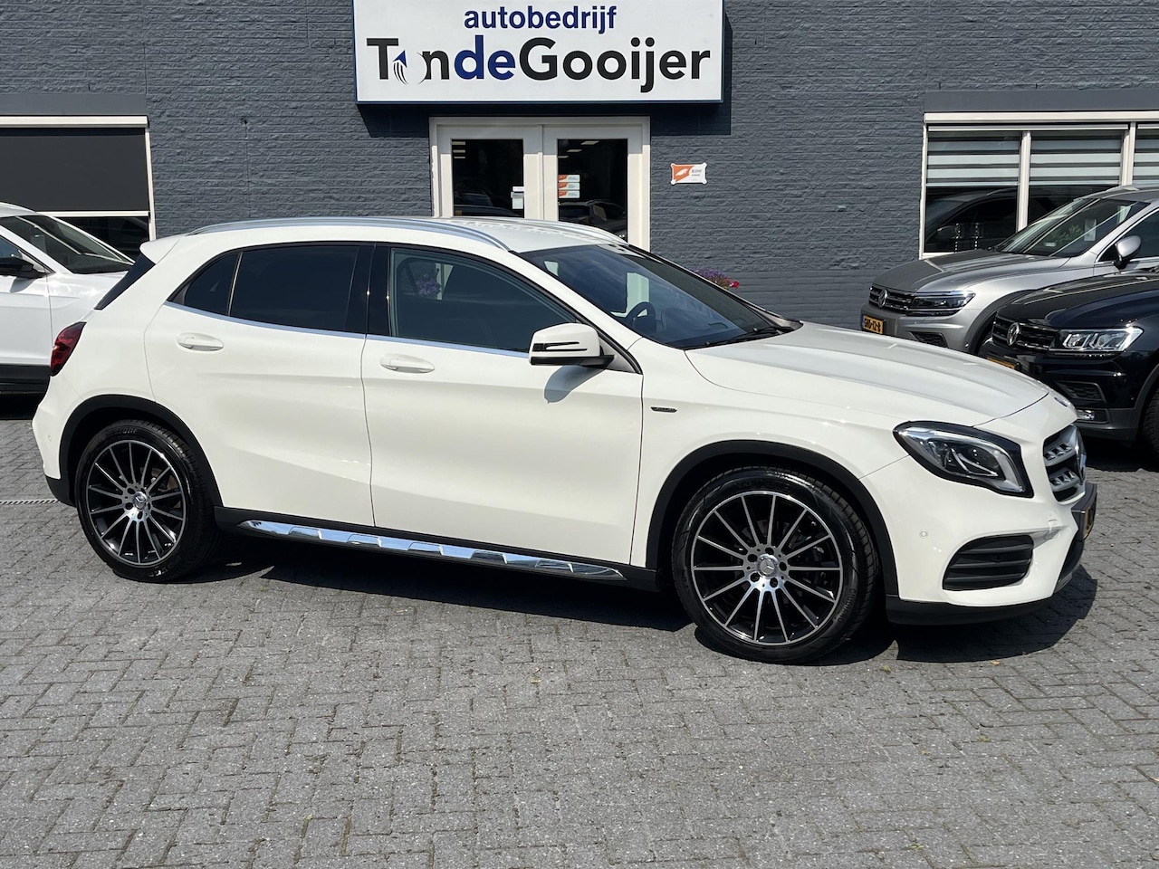 Mercedes-Benz GLA-Klasse - 180 Business Solution AMG | NAV | EDITION | FACELIFT | - AutoWereld.nl