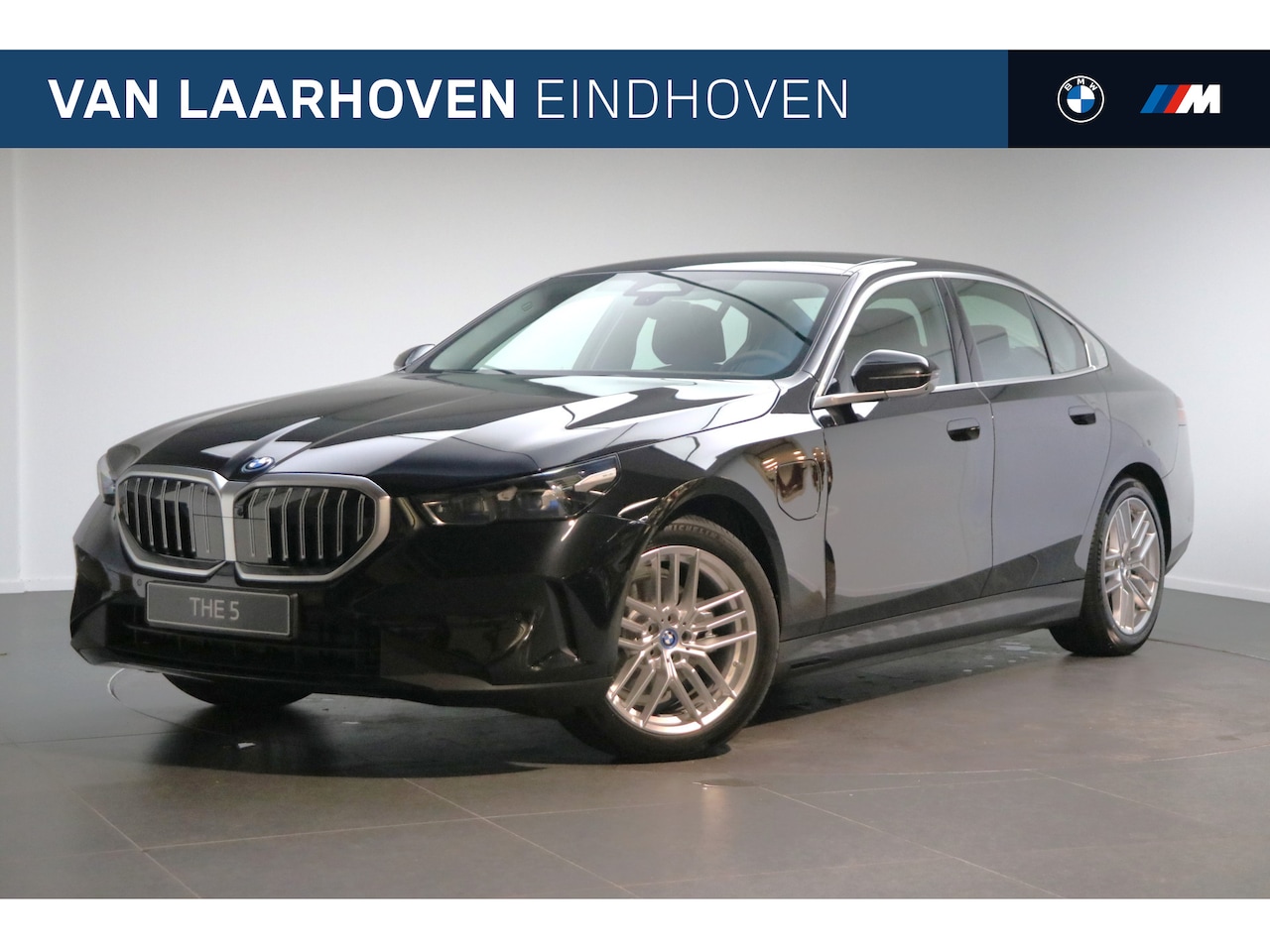 BMW 5-serie - 530e High Executive Automaat / Adaptieve LED / Stoelventilatie / Parking Assistant Plus / - AutoWereld.nl