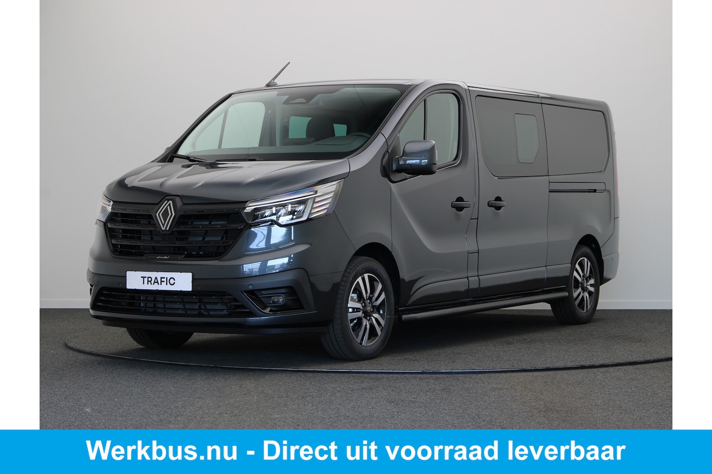 Renault Trafic - 2.0 Blue dCi EDC 170 T29 L2H1 Extra DC WERKBUS EDITION - AutoWereld.nl