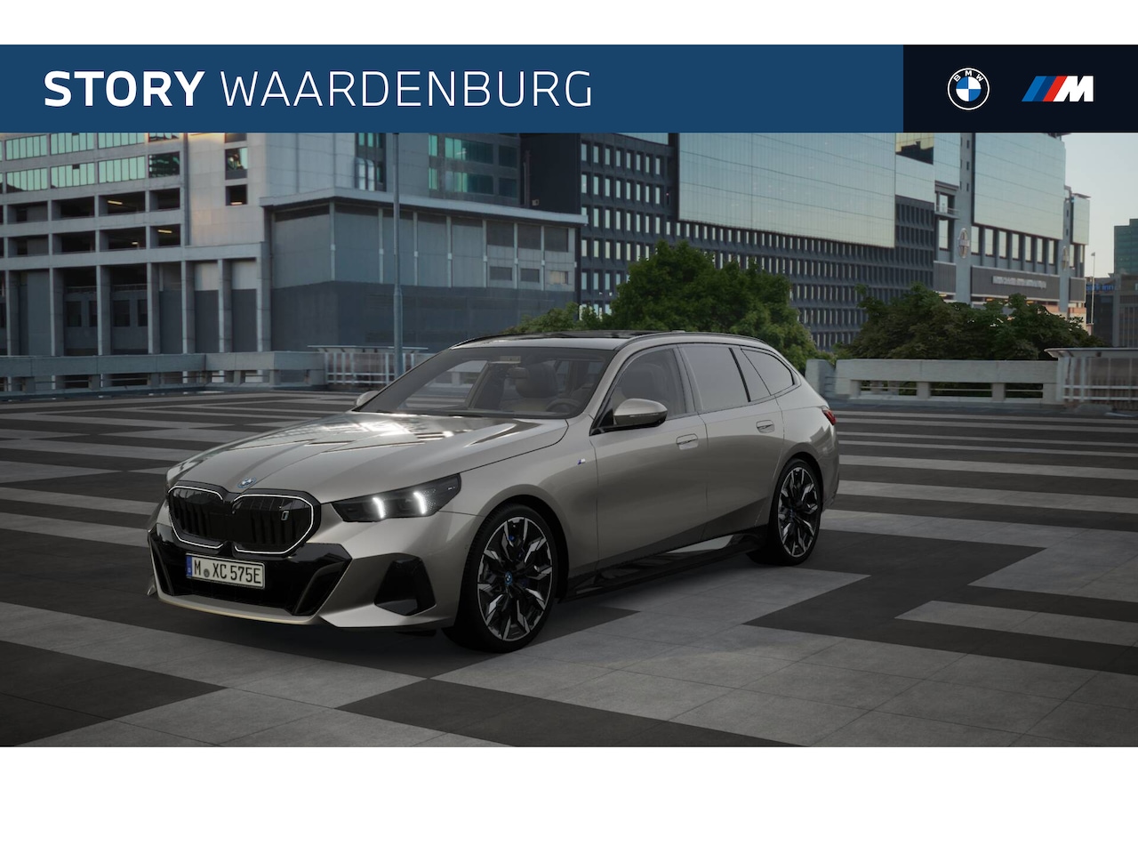 BMW i5 Touring - eDrive40 High Executive M Sport 84 kWh / Panoramadak / Trekhaak / Bowers & Wilkins / Parki - AutoWereld.nl