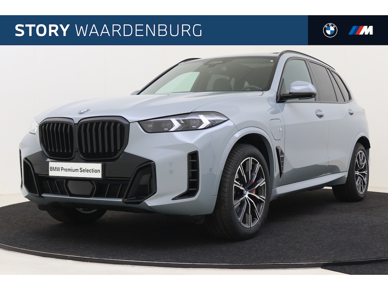 BMW X5 - xDrive50e High Executive M Sport Automaat / Panoramadak / Trekhaak / Parking Assistant Pro - AutoWereld.nl