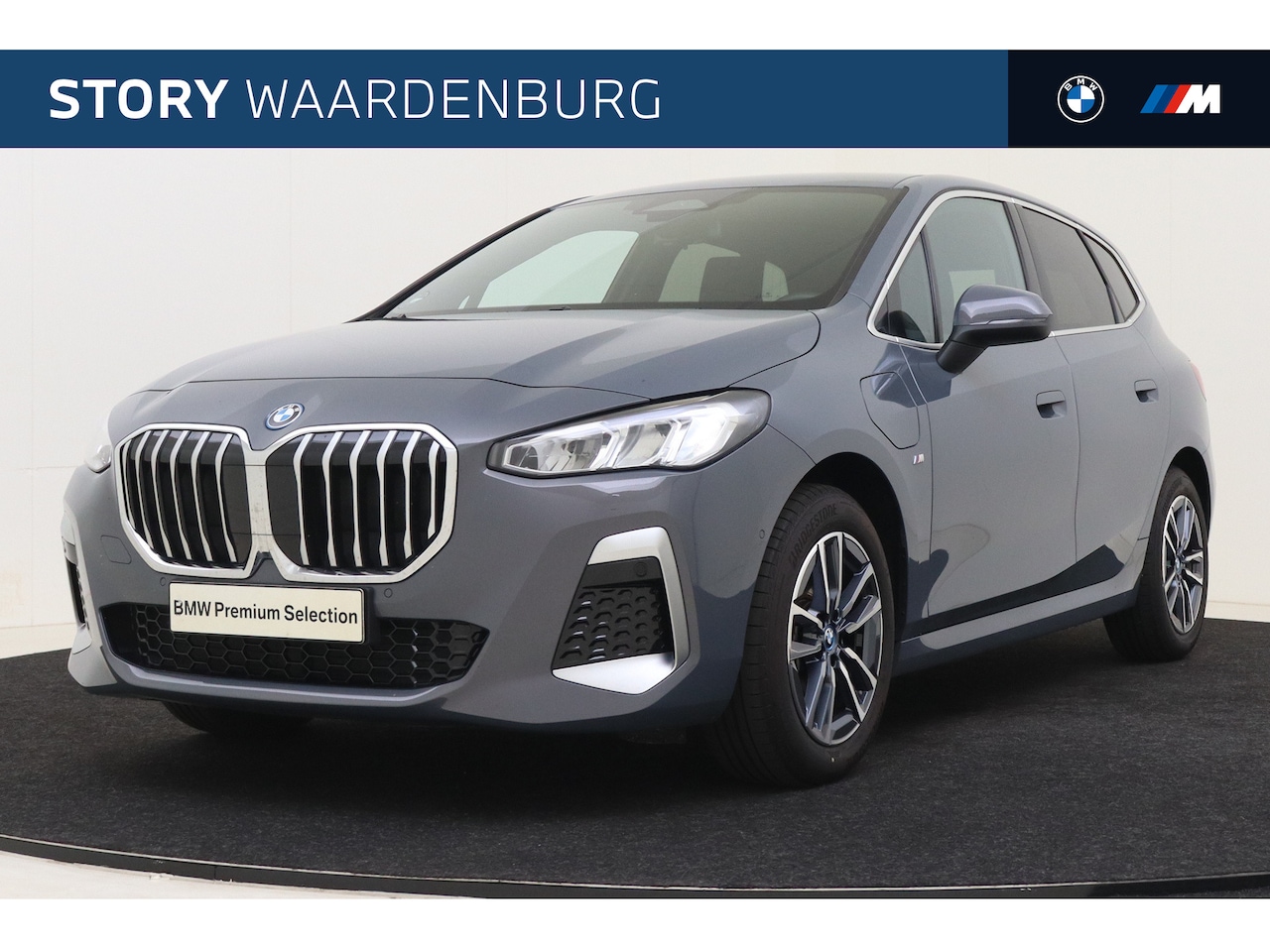 BMW 2-serie Active Tourer - 225e xDrive High Executive M Sport Automaat / Trekhaak / Sportstoelen / Stoelverwarming / - AutoWereld.nl