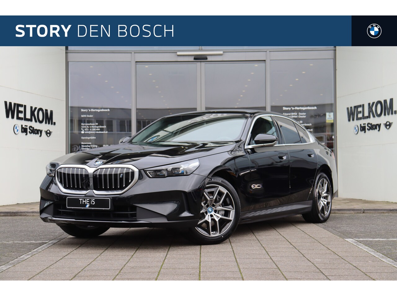 BMW i5 - eDrive40 84 kWh / Adaptieve LED / Parking Assistant Plus / Live Cockpit Professional / Sto - AutoWereld.nl