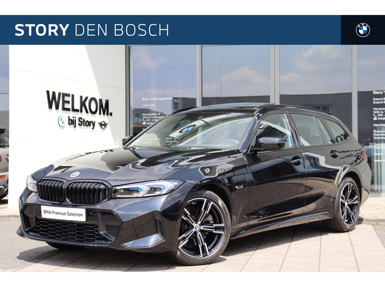 BMW 3-serie Touring - 330e xDrive High Executive M Sport Automaat / BMW M 50 Jahre uitvoering / Panoramadak / M - AutoWereld.nl