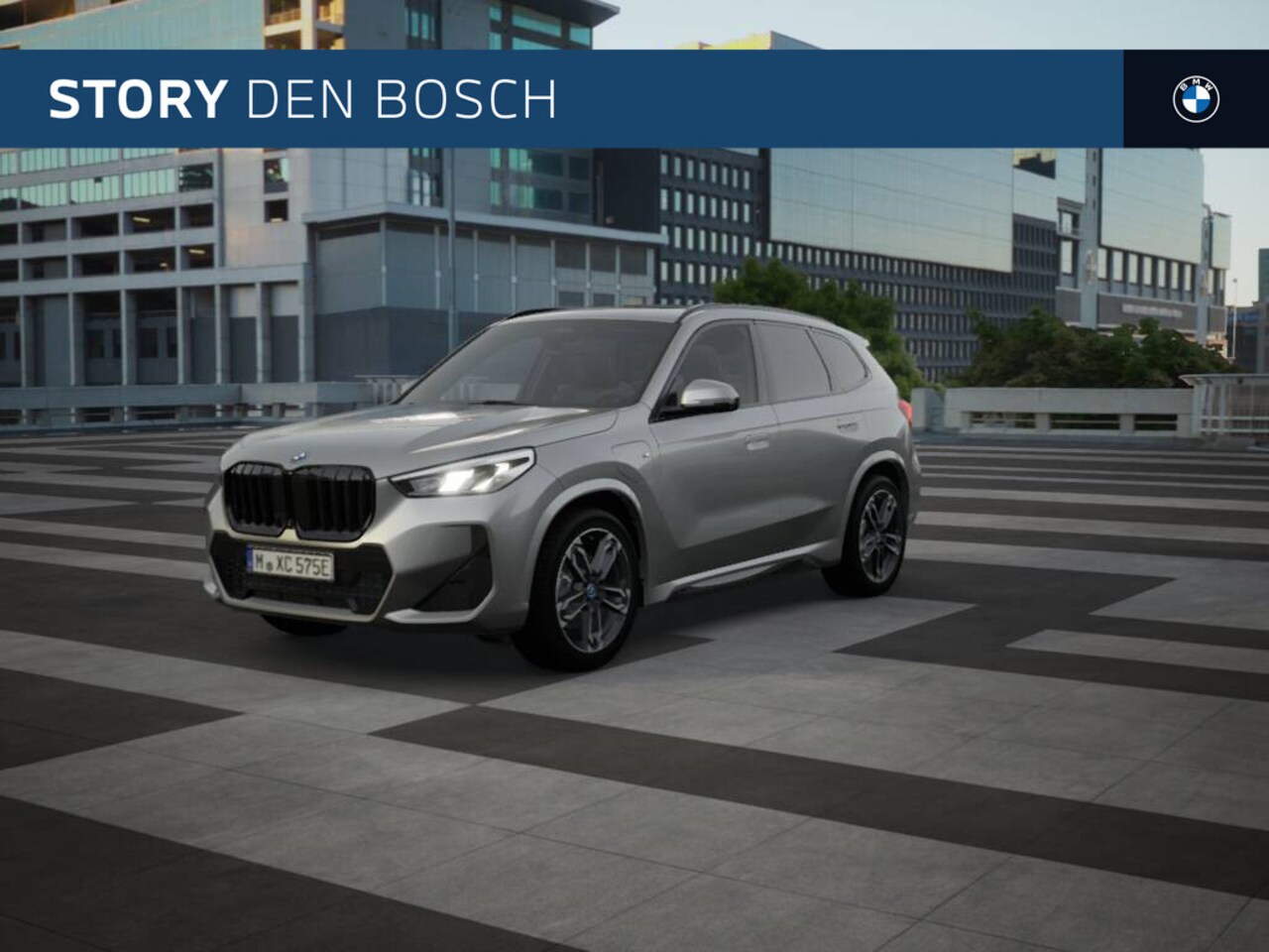 BMW X1 - xDrive25e High Executive M Sport Automaat / Panoramadak / Adaptief M Onderstel / Sportstoe - AutoWereld.nl