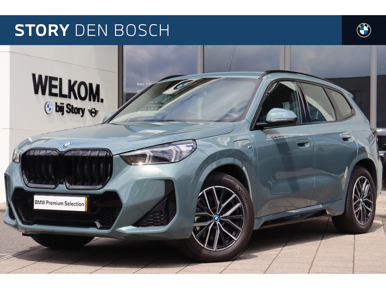 BMW X1 - xDrive30e High Executive M Sport Automaat / Sportstoelen / Stoelverwarming / Adaptieve LED - AutoWereld.nl