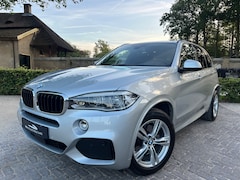 BMW X5 - 3.5i xDrive High Executive 7p. M | 7 zits | Trekhaak | FULL |