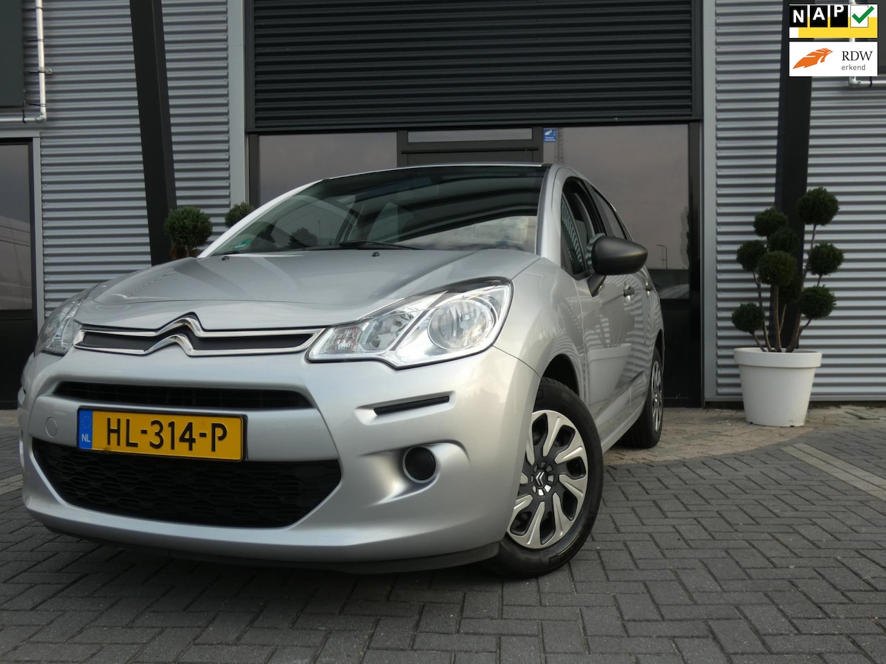 Citroën C3 - 1.0 PureTech Attraction 1.0 PureTech Attraction - AutoWereld.nl