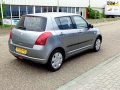 Suzuki Swift - 1.3 Bouwjaar 2008 NAP APK Tot 08/02/2025