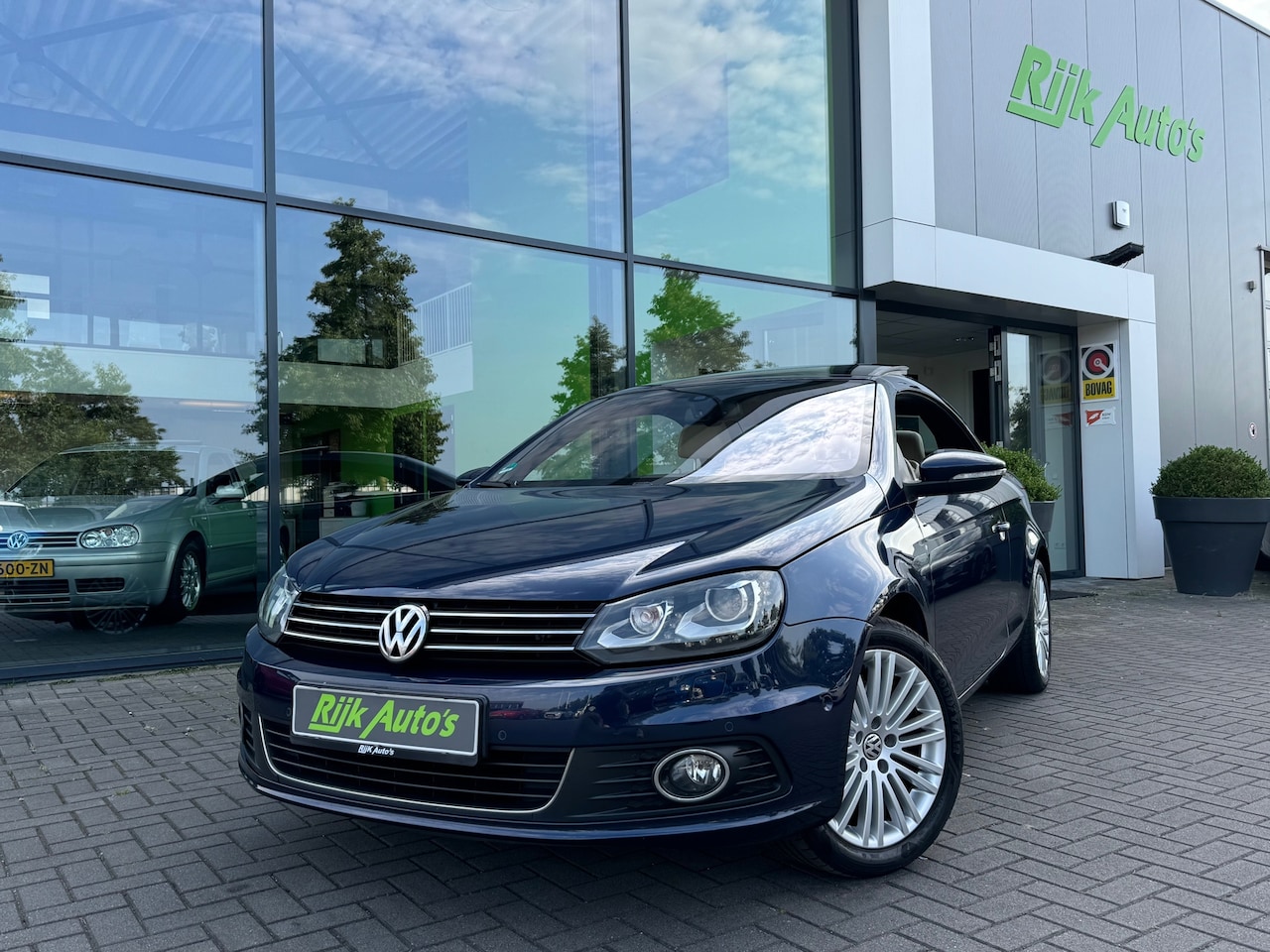 Volkswagen Eos - 2.0 TSI Highline * Xenon/ Led * Keyless * Cruise Contol * Leer - AutoWereld.nl