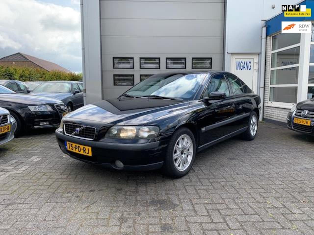 Volvo S60 - 2.4 NAP/lmv/airco - AutoWereld.nl